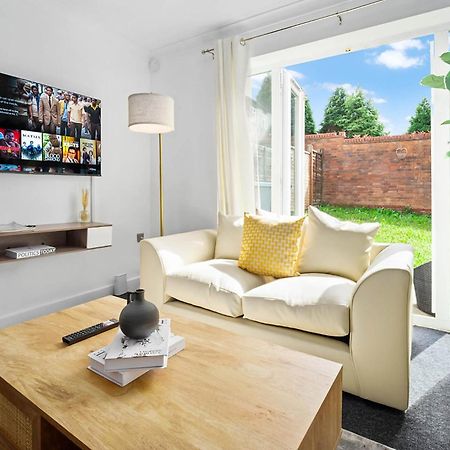 2 Bedroom House - Garden & Parking 2Gm - Wifi เบอร์มิงแฮม ภายนอก รูปภาพ